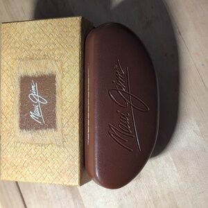 Maui Jim Sunglass Case and Reversible Cleaning Cloth Pouch